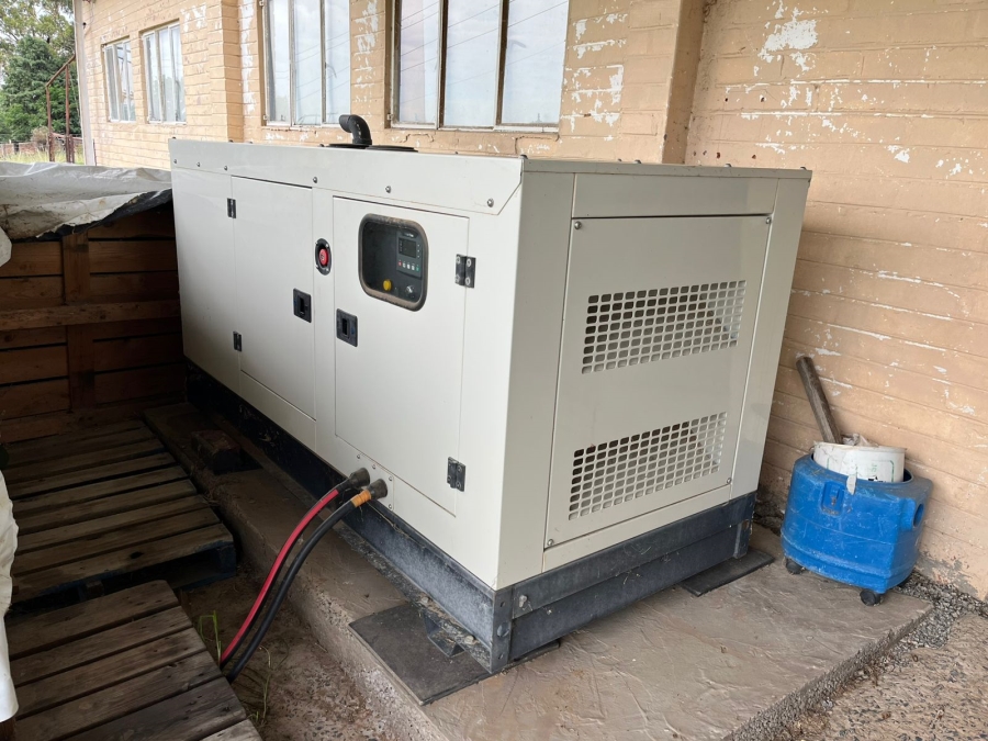 6 Bedroom Property for Sale in Ladybrand Rural Free State